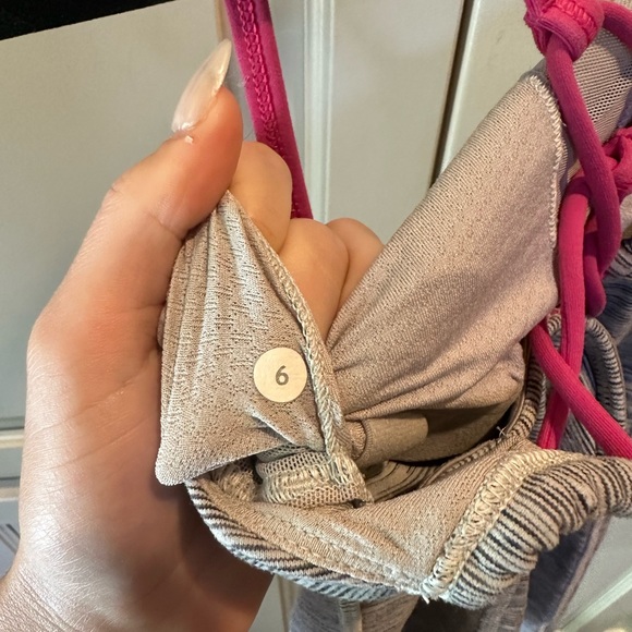 Lululemon Gray and Pink Tank Size 6 - Picture 4 of 4